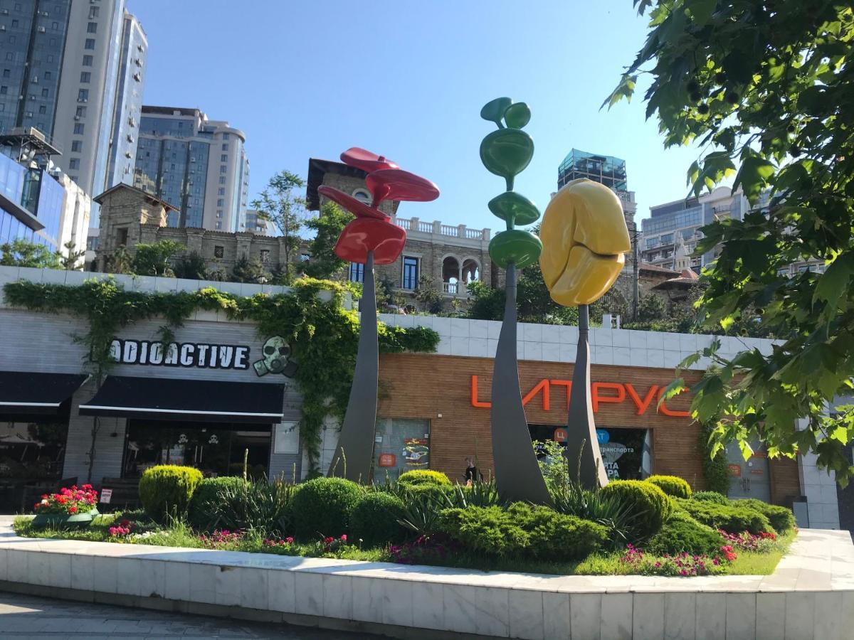 Апартаменты В Аркадии-42 Жемчужина Odesa Exterior photo